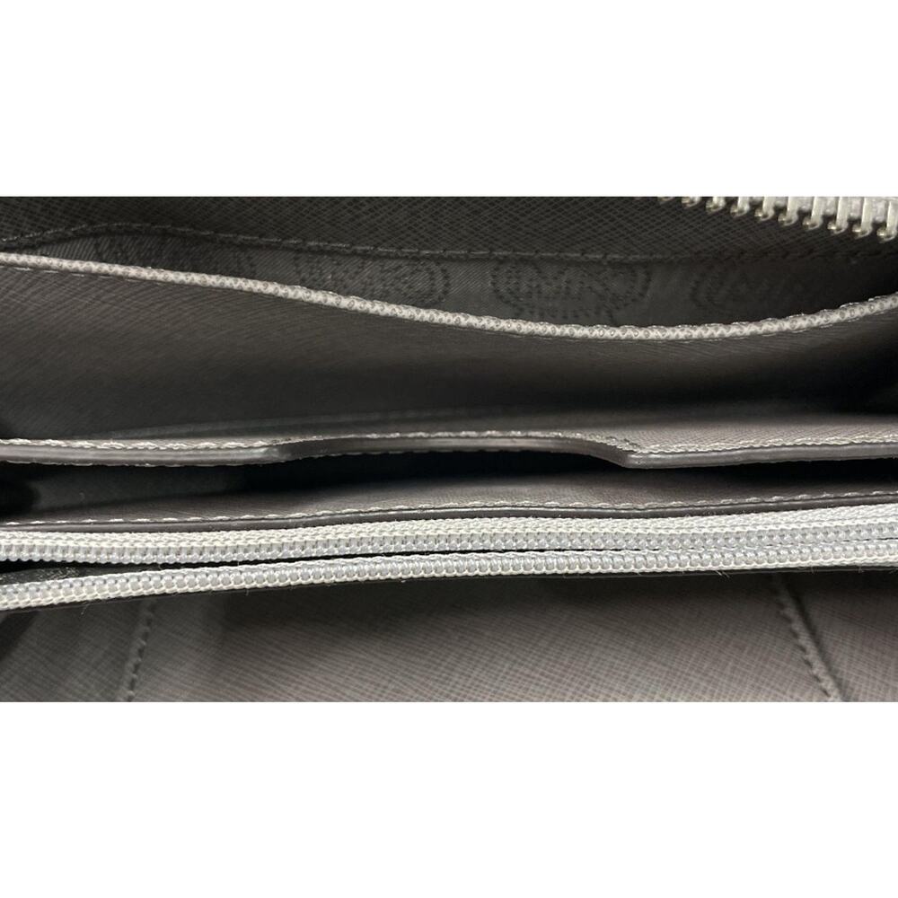 Michael Kors Jet Set Travel wristlet wallet grey Saffiano leather NWOT - Picture 5 of 8